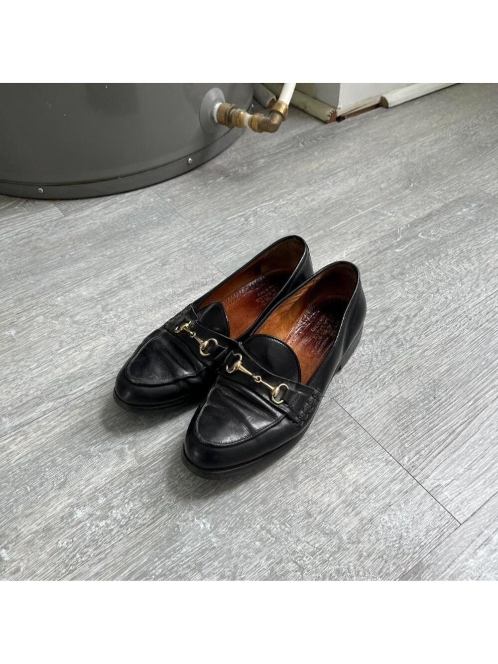 Black / Gold Toned Vintage “Ex La Salle” Leather Preppy Slip-On Loafers / Shoes